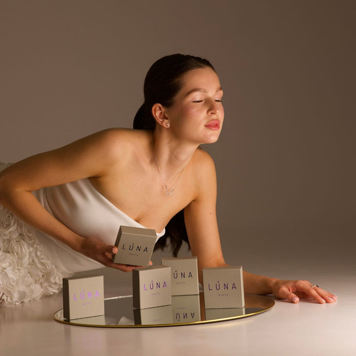 Luna Collection